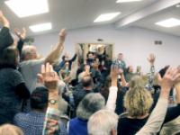 Citizens in Lancaster County, Pennsylvania, express support for an ordinance opposing pipelines. Photo: Lancaster Against Pipelines